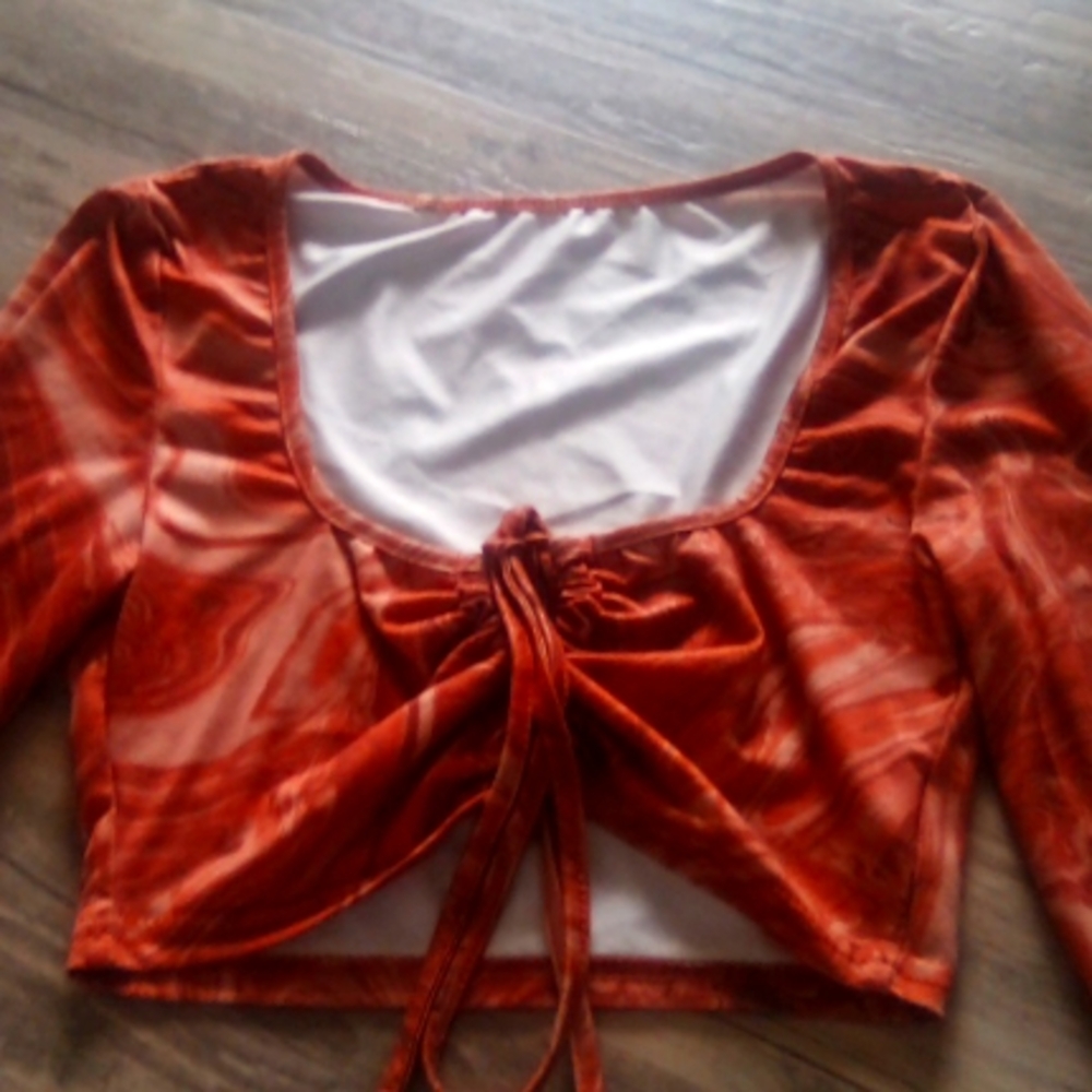 Crop top
